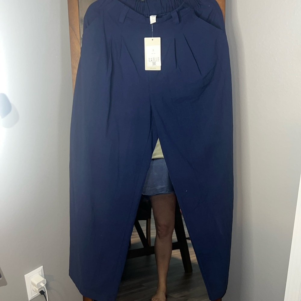 Halara NWT SZ Small Wide Leg Pants MSRP $35